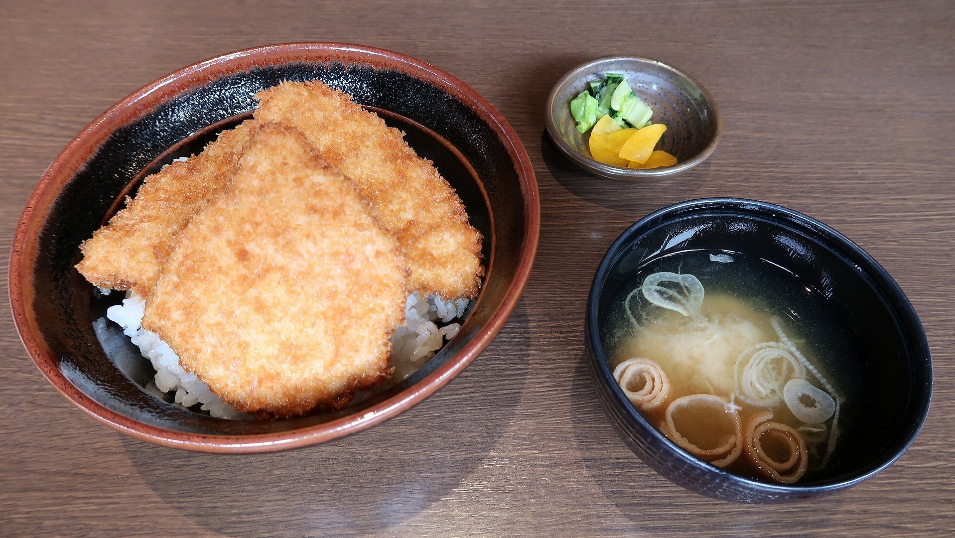 タレかつ丼  の写真